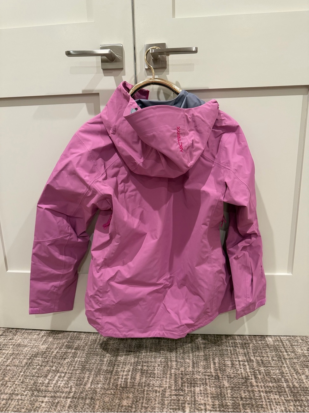 Arc'teryx Waterproof Beta Ski Jacket NWT - Picture 5 of 5